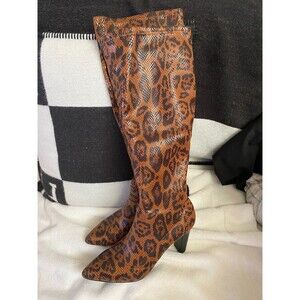 Charles by Charles David Dalton Brown Leopard Tall Stretch Boot SZ 7.5M/NWOB